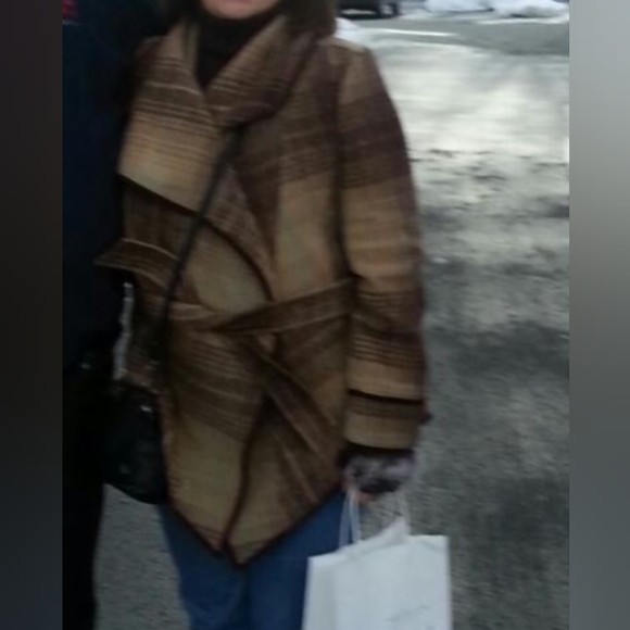 Tasha Polizzi Collection Western Style Coat w/Belt-Large - Picture 6 of 6